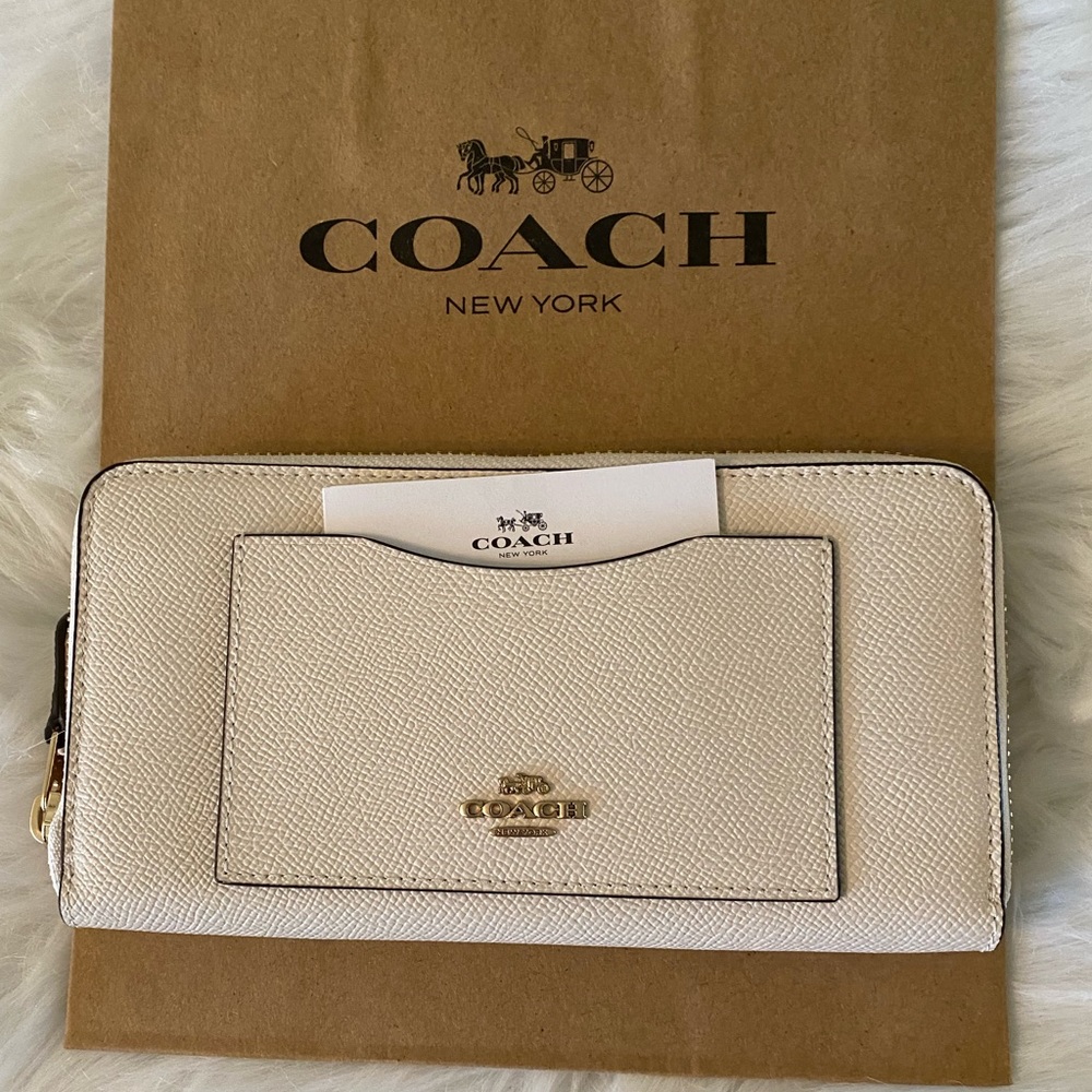 Coach Leather Zip around wallet
